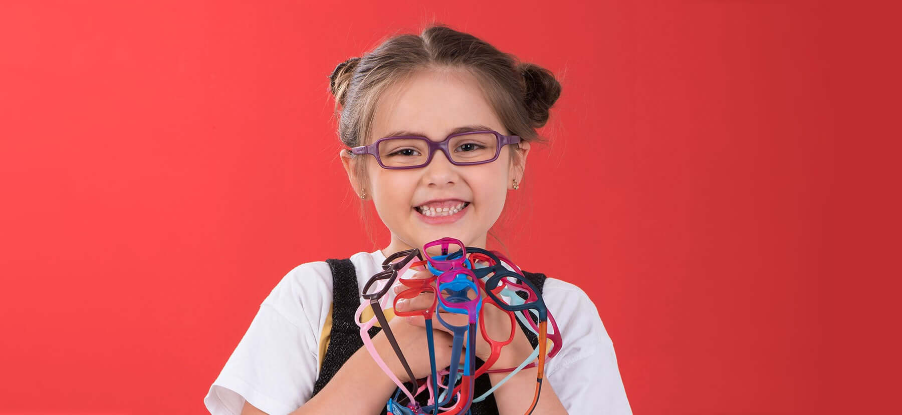 Lentes Ópticos para niños miraflex, Óptica online optisalud. Lentes flexibles para niños. Temuco, Santiago, Concepción, Arica, Antofagasta, Calama, Valparaíso, Rancagua, Talca, Chillán, Puerto Montt, Punta Arenas, Valdivia, Los Ángeles, La Serena