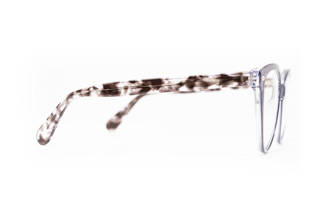 Comprar Lente Óptico Óptica Online Optisalud. Marco + Cristales Antireflejo, Filtro Luz Azul, Filtro UV, Capa Dura, Antiraya, Hidrofobia, Anti Estática, Anti Polvo, Lente de Cerca, Lente de Lejos, Lente de Descanso, Lente de Lectura, Lente Óptico Mujer, Lente Óptico Hombre, Monofocal, Bifocal, Multifocal, Progresivo, Miraflex, CR-39, CR39, CR, Poly, Mineral, Orgánico, Policarbonato, Alto Índice. Óptica y Consulta Oftalmológica. Lentes Miraflex, receta lentes Ópticos, lentes de contacto