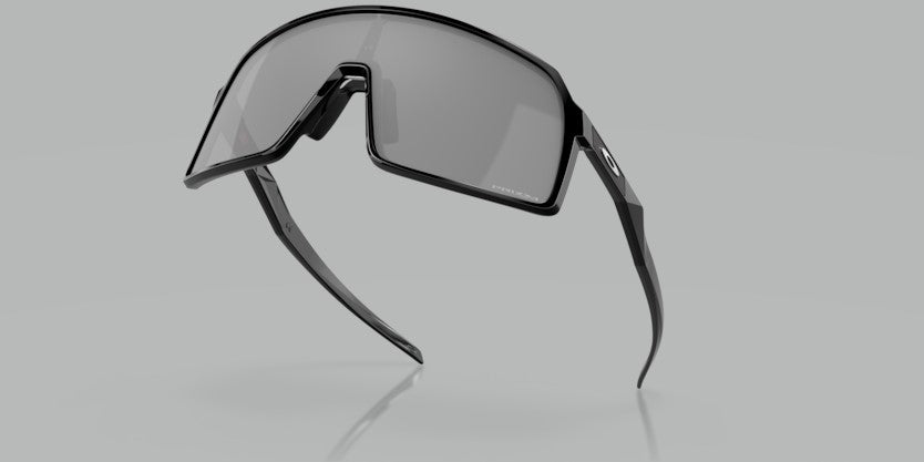 Oakley Gafa de sol modelo Sutro OO9406 con tecnología Prizm para una visión más nítida.