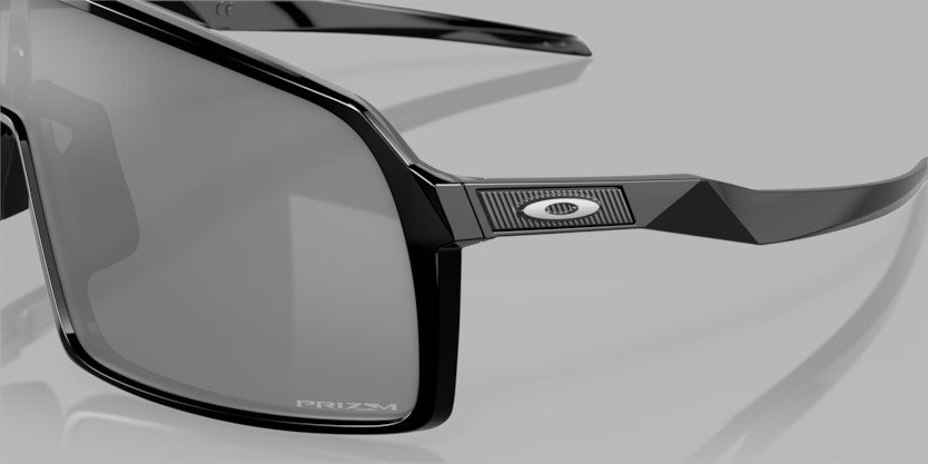 Oakley Gafa de sol modelo Sutro OO9406 con tecnología Prizm para una visión más nítida.