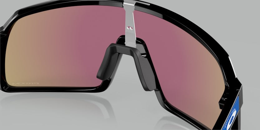 Oakley Gafa de sol modelo Sutro OO9406 con tecnología Prizm para una visión más nítida.