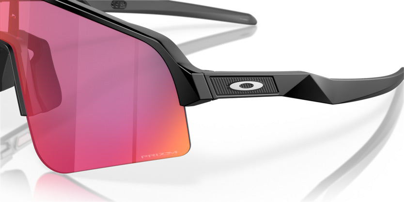 Oakley gafa de sol modelo Sutro Lite Sweep 9465 con tecnología Prizm para una visión mas nítida.