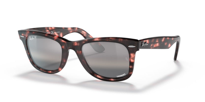 Gafa de sol marca Ray-Ban RB2140 modelo Wayfarer. Polarizada para mayor confort visual.