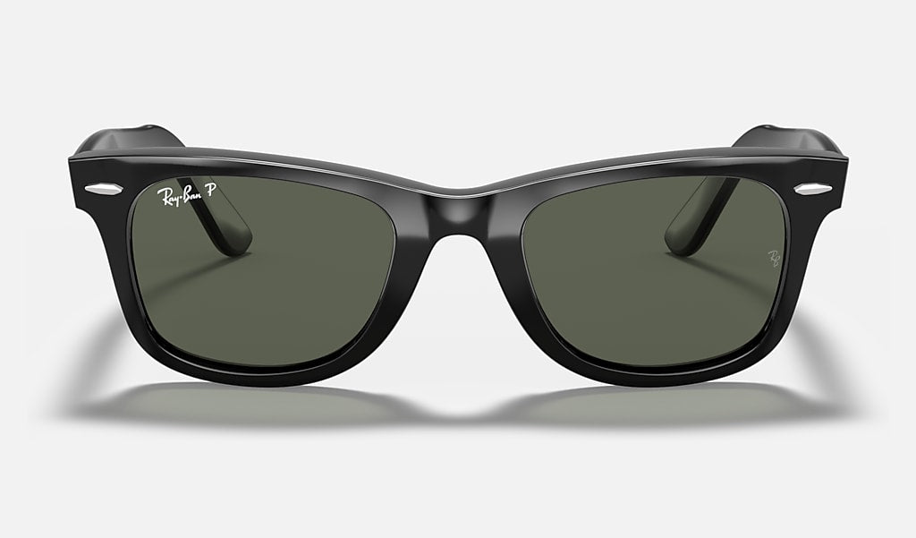 Gafa de sol marca Ray-Ban RB2140 modelo Wayfarer. Polarizada para mayor confort visual.